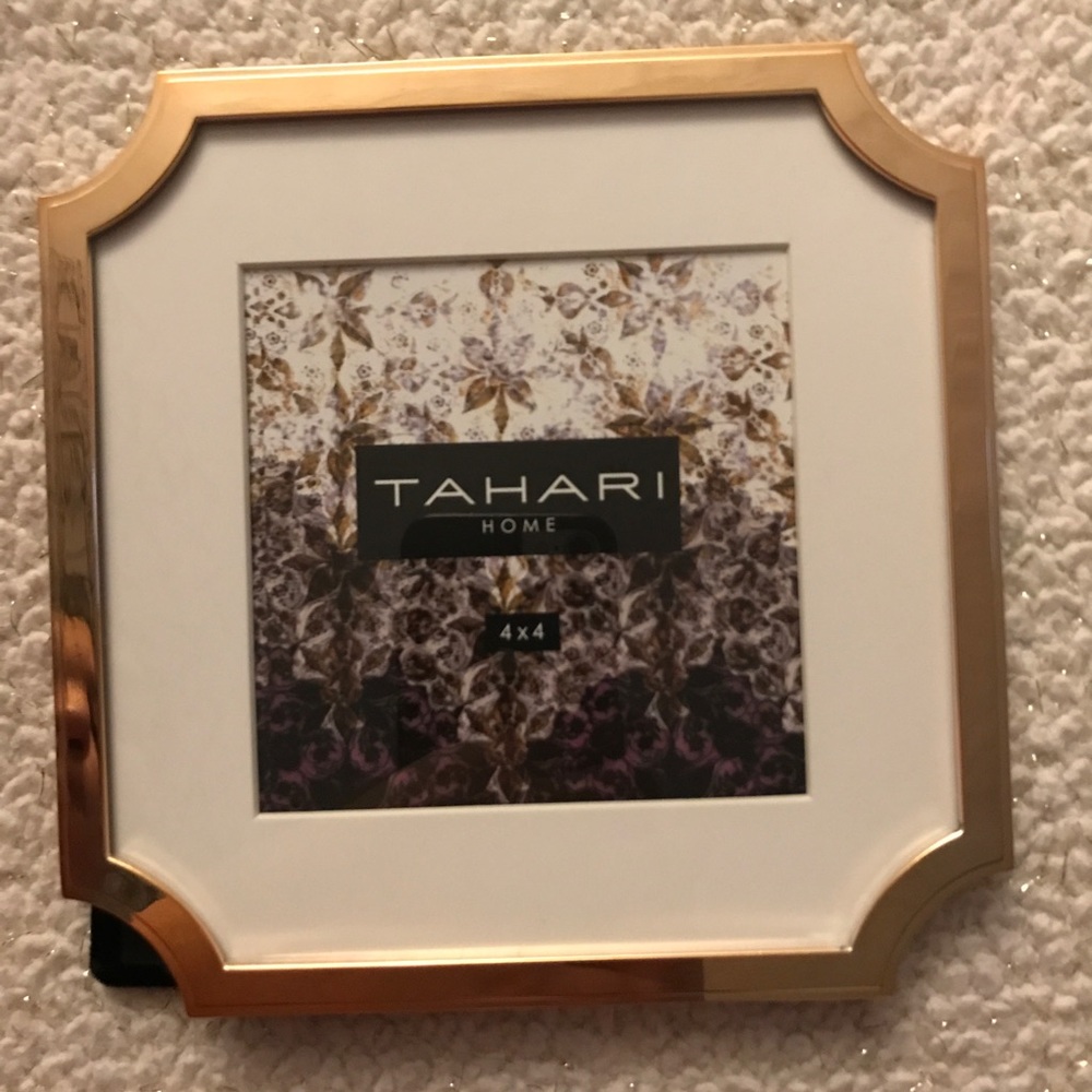TAHARI HOME 4x4 gold picture frame